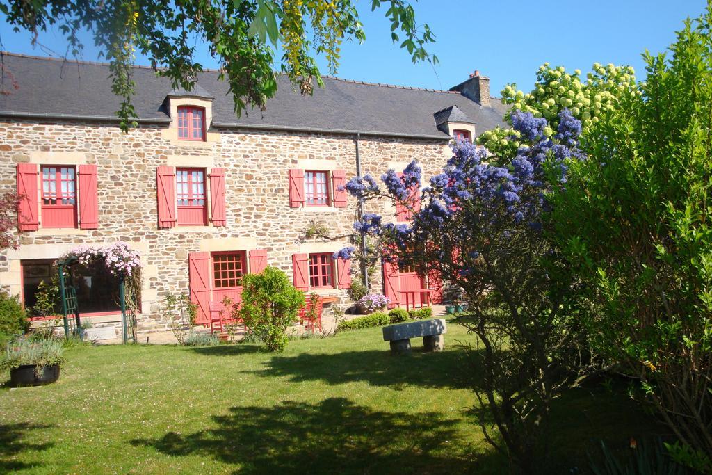 Au Jardin D'Eloise Bed and Breakfast Tremereuc Eksteriør billede