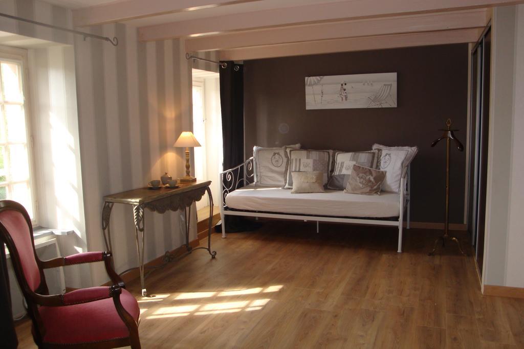 Au Jardin D'Eloise Bed and Breakfast Tremereuc Eksteriør billede